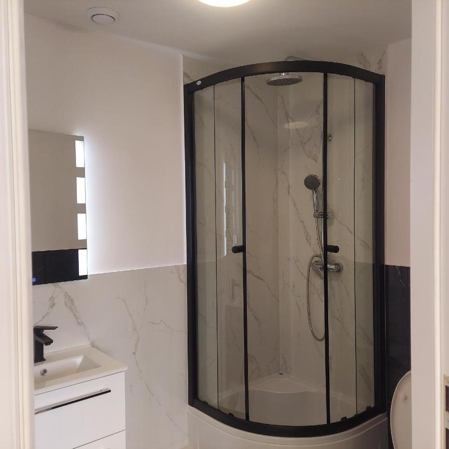 Apartament Mira Rzeszów Extérieur photo